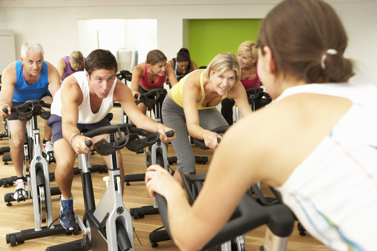 现在，许多制片厂都为健身房提供了将有氧运动和力量训练混合到一个会议上的选择。（shutterstock）
