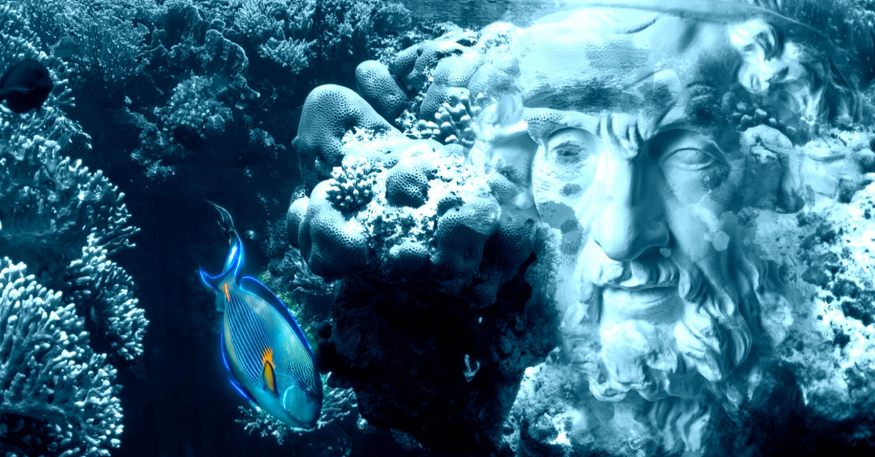 古老地球面对在水下的背景的与珊瑚和鱼。