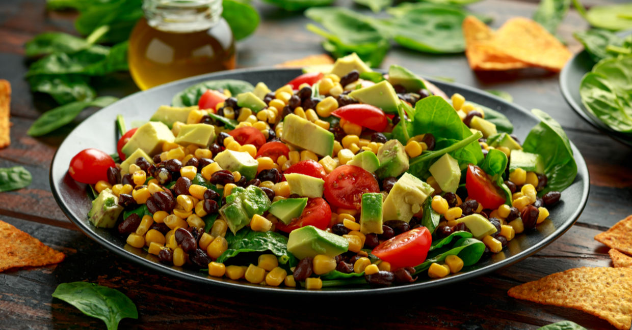 玉米是任何一顿饭的健康一部分。